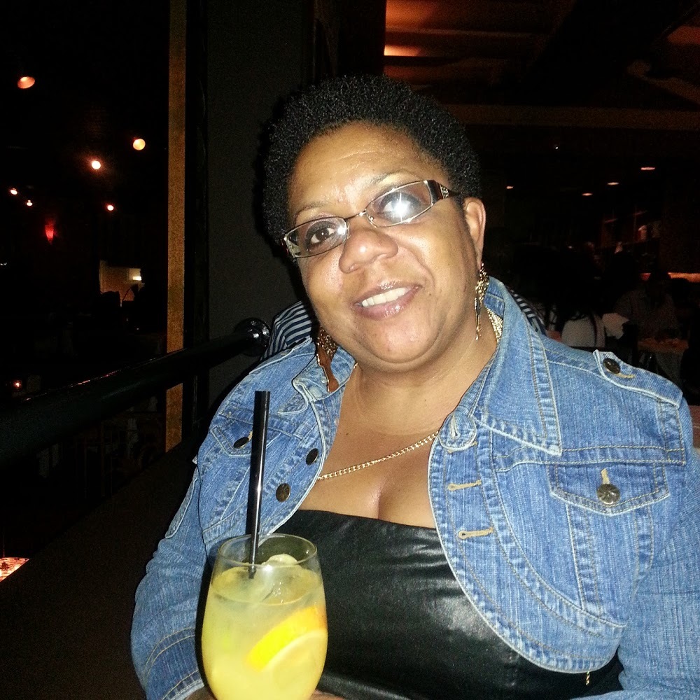 Meet your Posher, Leanne